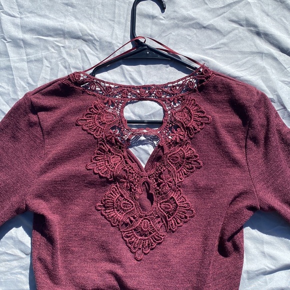 Women’s Burgundy Longsleeve Lacy V-Neck Dress | Size Medium | Brand: Candies - Picture 2 of 3